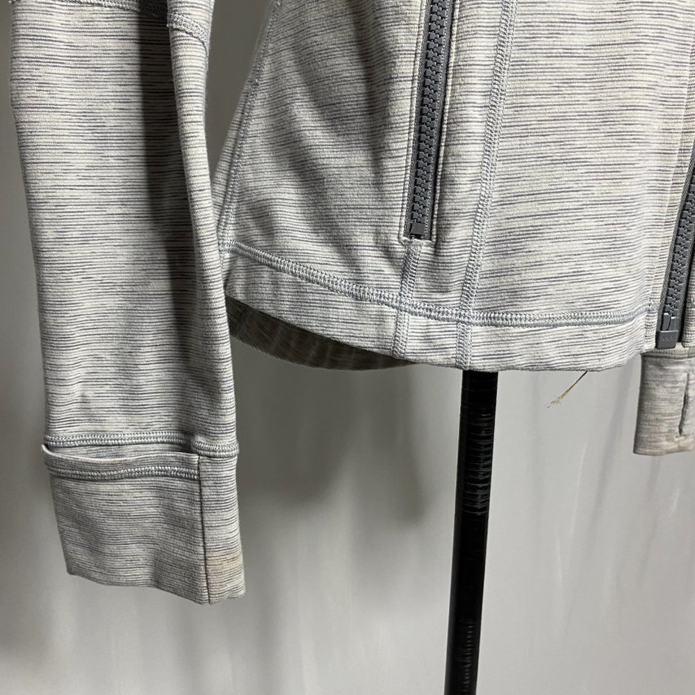 Lululemon Define Jacket Gray Striped Full Zip Moc… - image 4